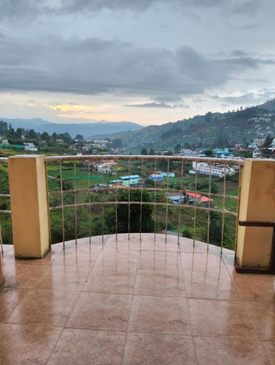 Balcony/terrace 5, Thangam Cottage, Dindigul
