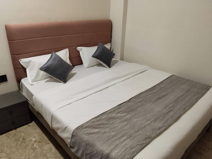 Bedroom 2, Hotel GloryInn, Indore
