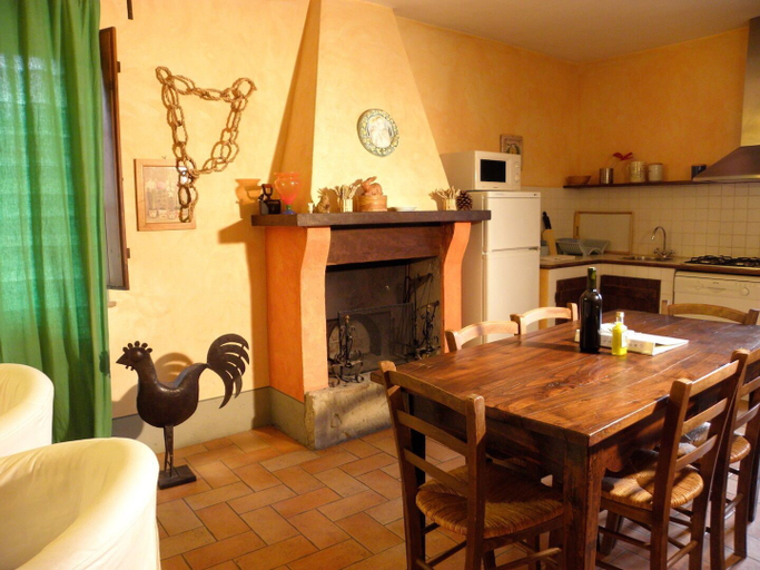 Others 4, Appartamento Il Cantico Del Gallo, Wifi, Near Perugia, Terni