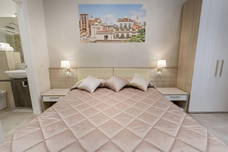 Bedroom 2, Le Stanze di Rinaldo, Rome