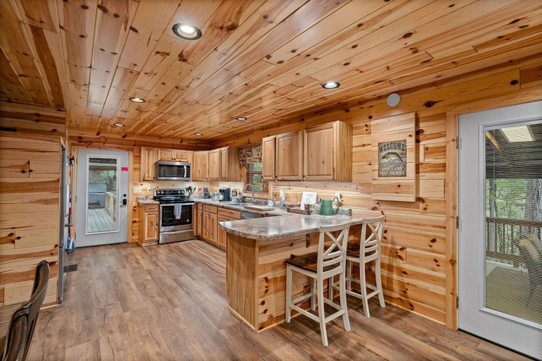 Others 5, Beside Still Water 1 - 2 Bedrooms, 2 Baths, Sleeps 6 Home by RedAwning, Cocke