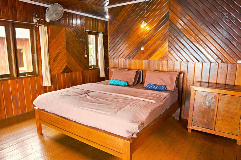 Bedroom 12