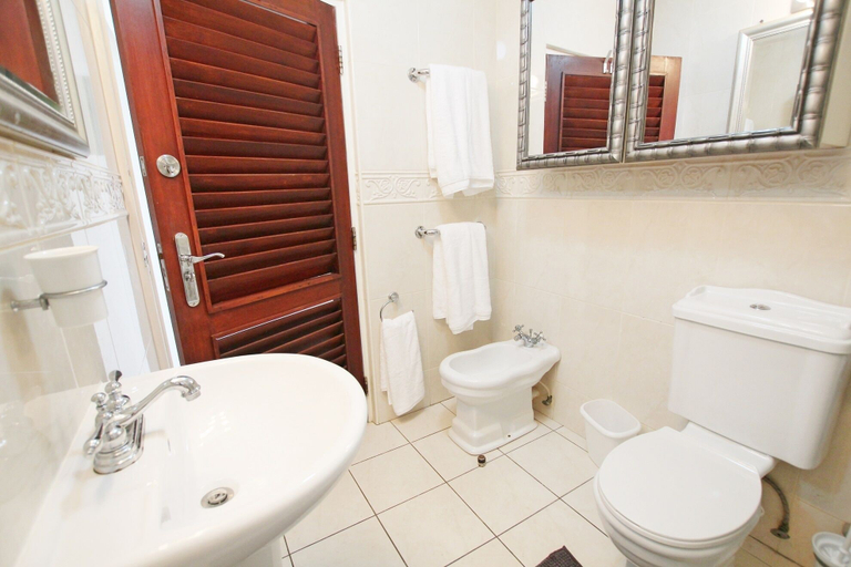 Bathroom 4, Oceanfront 2-bed Apt With Pool Near Surfing - Rosalie #2 2 Bedroom Apts by Bluescape
