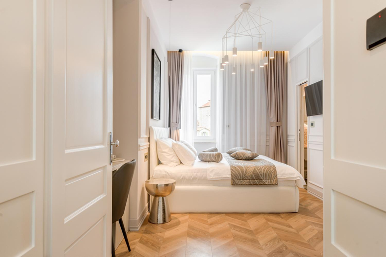 Others 4, Luxury rooms Spalatum, Split