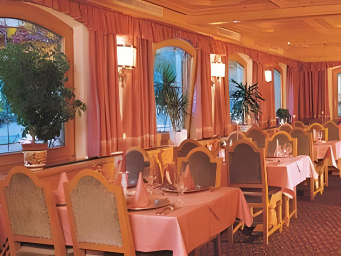 Food & Drinks 4, Hotel des Alpes, Inn