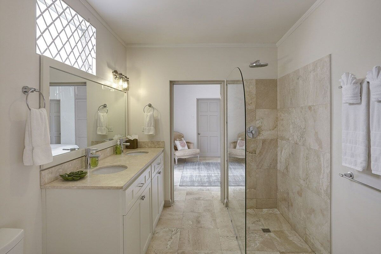 Bathroom 4, High Trees 4 Bedroom Villa