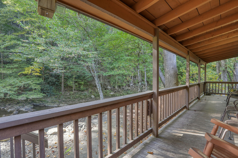 Others 4, Whispering Creek - 2 Bedrooms, 1 Baths, Sleeps 6 Cabin by RedAwning, Cocke