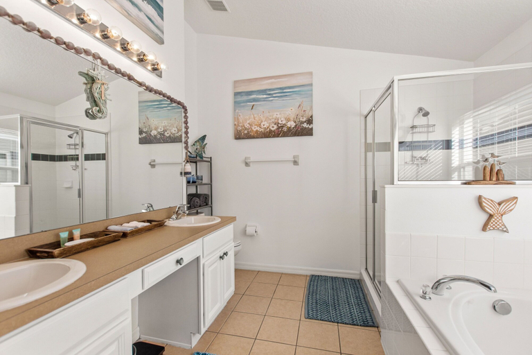 Bathroom 4, Drayton Place At Highgate Park 4 Bedroom Home, Polk