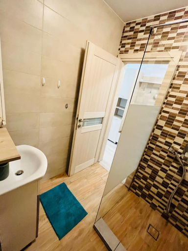 Bathroom 2, Holidays Vibes Apart Mamaia Nord, Navodari