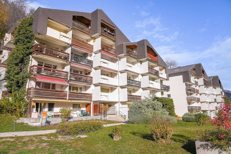 Exterior & Views 2, Im Grünen B225, Raron