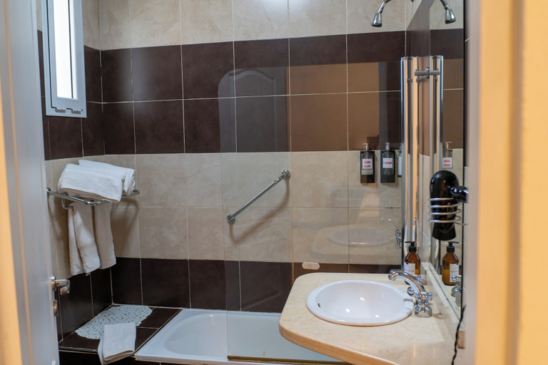 Bathroom 4, Samay Hotel Boutique, Avellaneda