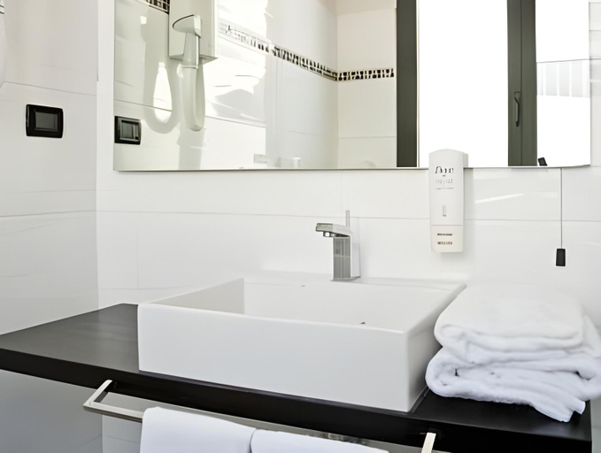 Bathroom, Albergo Delle Industrie, Cremona