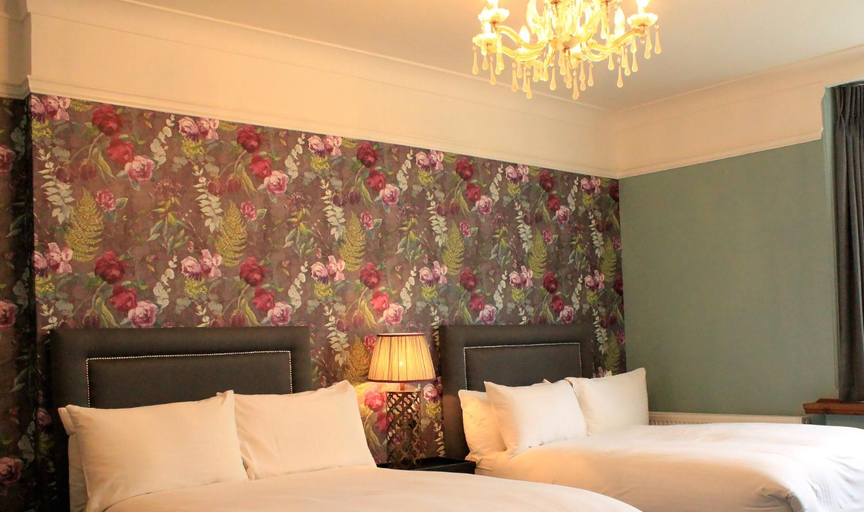 Bedroom 4, Kings Arms, London