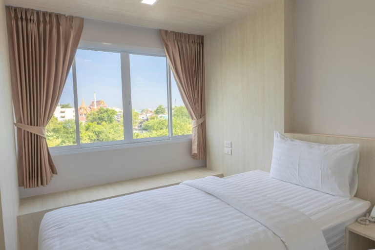 Bedroom 26