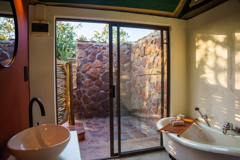 Bathroom 3, Elephants Crossing, Waterberg