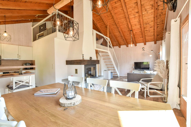 Others 5, Chalet Bülbül, Goms