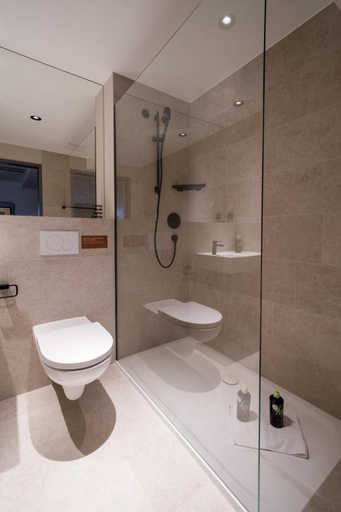 Bathroom 5