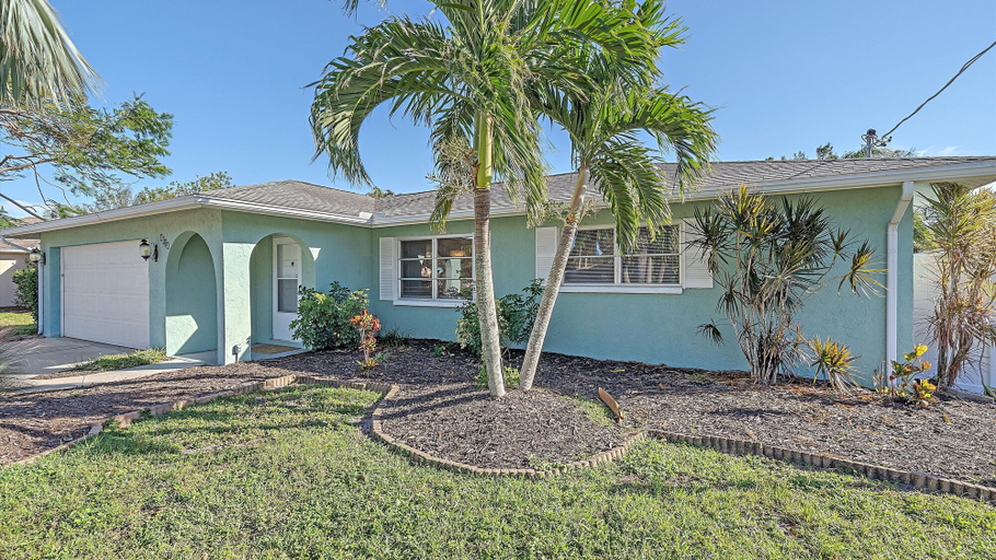 Exterior & Views 1, Fanta Sea 3 Bedroom Home, Sarasota