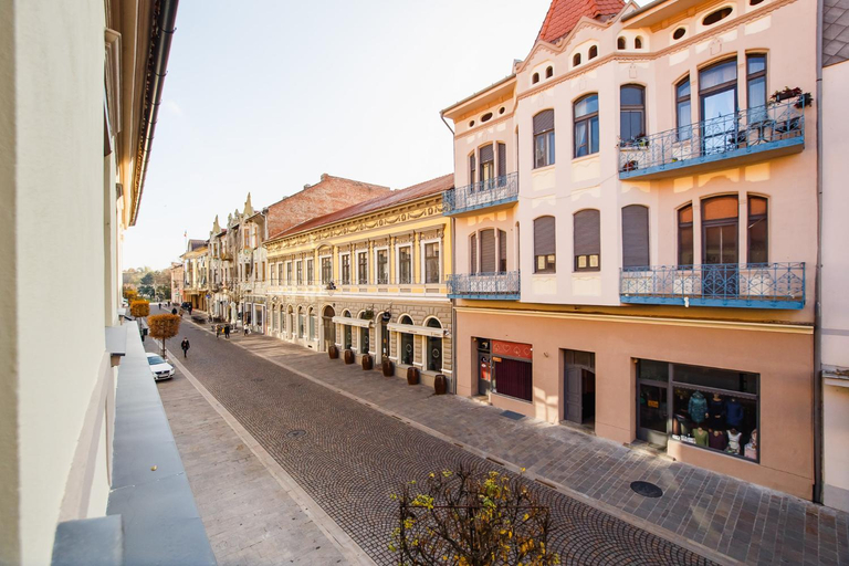 Others 3, Eat IT cozy downtown apartments, Oradea