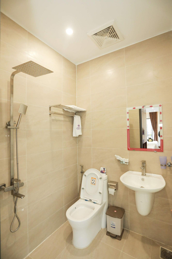 Bathroom 5, Trieu Dang Hotel, Tuy Hoa