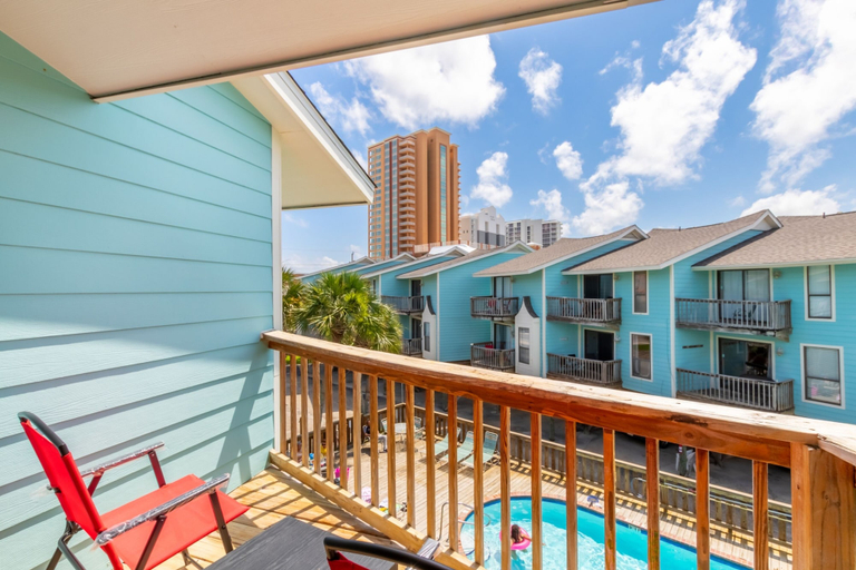 Exterior & Views 2, The Sands 107, Baldwin