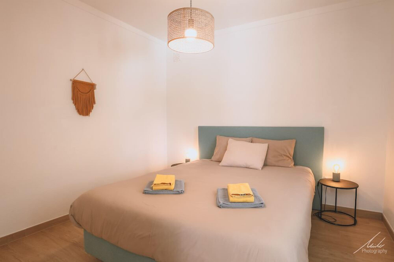 Bedroom 2, Guesthouse Beach Break, Peniche