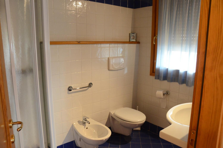 Others 5, B & B I BALBI, Treviso