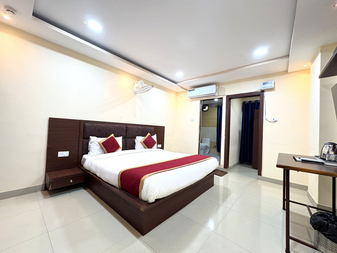 Bedroom 2, Hotel Kashi Residency Varanasi, Varanasi