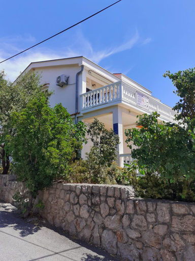 Others 2, Guest House Keskic, Karlobag