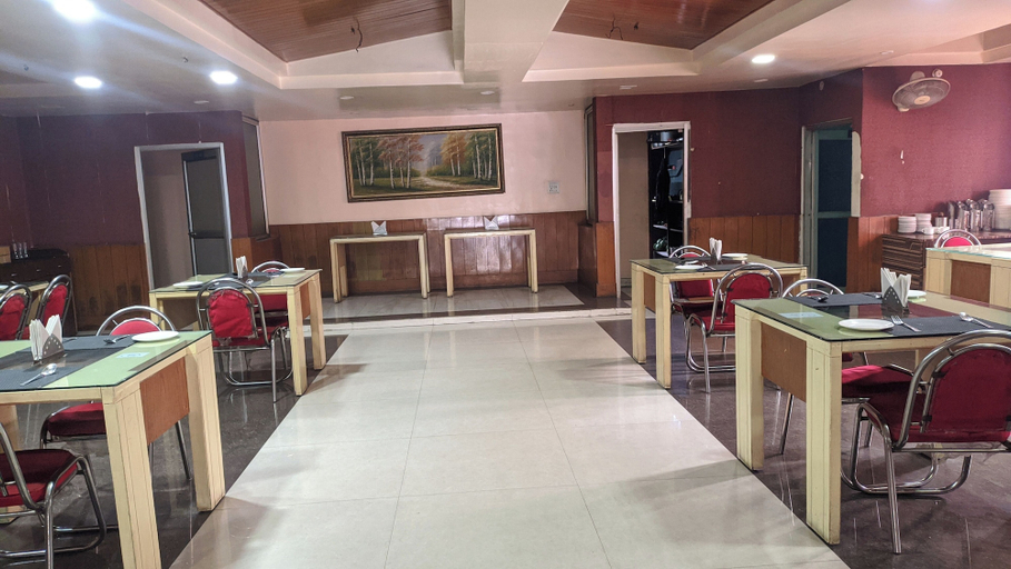 Food & Drinks 5, Hotel Nagaon Point, Nagaon