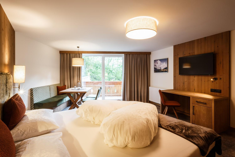Bedroom 2, Das Naturhotel die Eng, Schwaz
