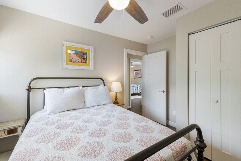 Bedroom 2, Sea La Vie 3 Bedroom Home by RedAwning, Manatee