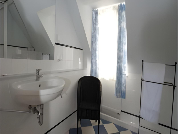 Bathroom 3, Palac Lomnica Karkonosze - Schloss Lomnitz Riesengebirge, Jelenia Góra