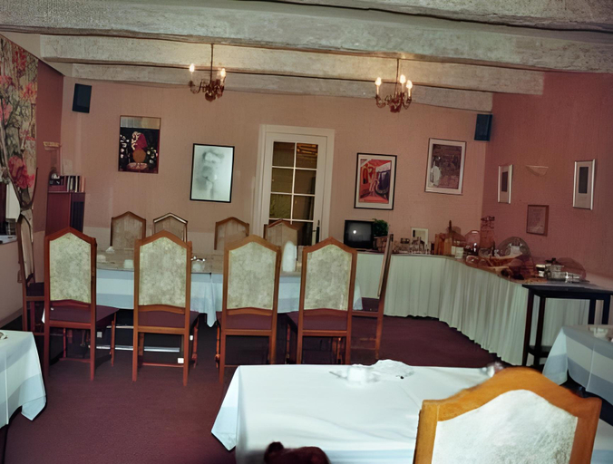 Food & Drinks 4, Auberge Des Moulins, Doubs
