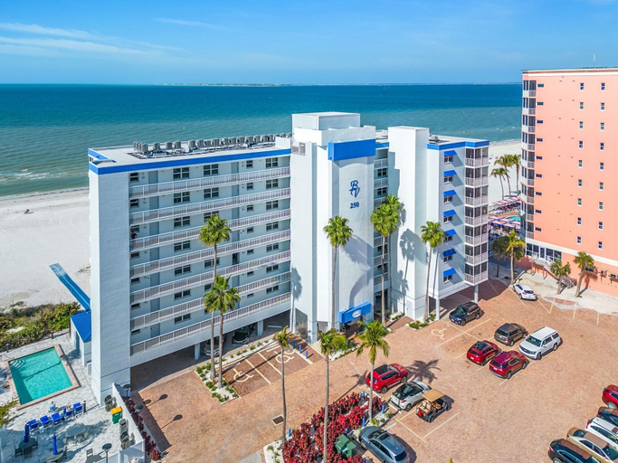 Exterior & Views 2, Beach Villas # 306 by RedAwning - 15% off through September 2024, Lee