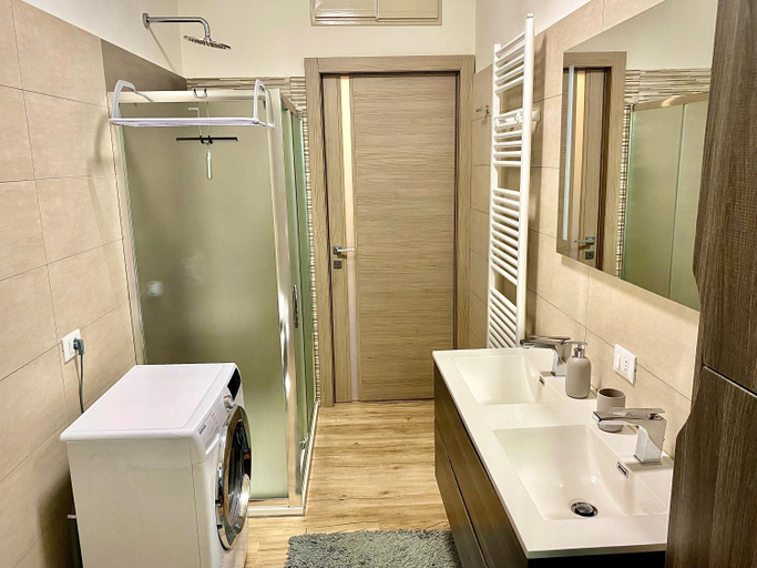 Others 4, Golden Suite Marta Malpensa Milano-Laghi Malpensa Fiere self-check-in, Varese