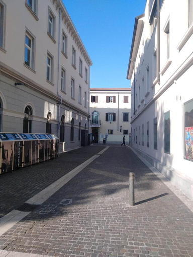Others 4, AFFITTACAMERE PIAZZA UNITA', Gorizia