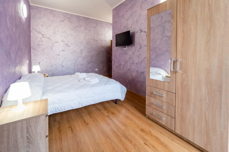 Others 5, B&B Sasso, Cosenza