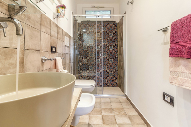 Bathroom 3, Villa Margherita Garden, Napoli