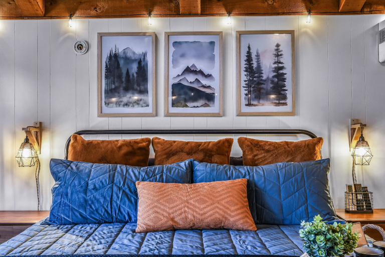 Bedroom, Cliff Haven 1 Bedroom Cabin by RedAwning, Blount