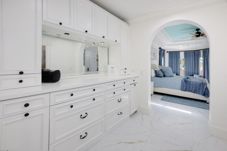 Bedroom 2, Il Paradiso Perduto 7 Bedroom Home by RedAwning, Lee