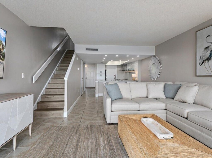 Others 2, Island House A209 2 Bedroom Condo by RedAwning, Saint Johns