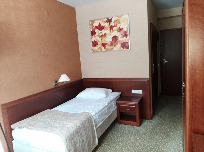 Bedroom 2, Centuria Hotel & Natural Spa, Zawiercie