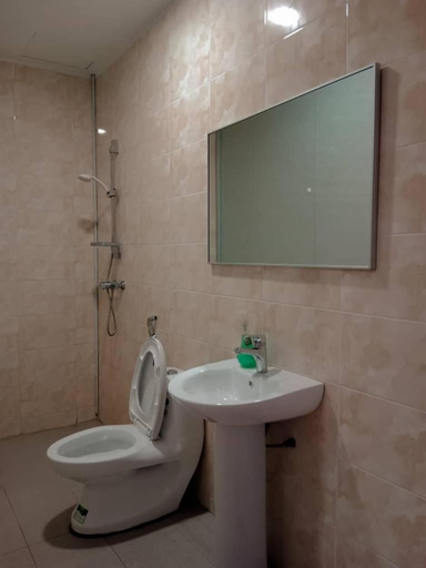 Bathroom 2, Towermas Hotel, Sibu