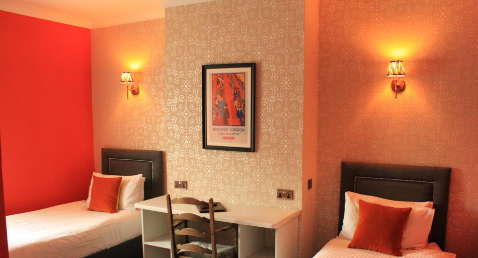 Bedroom 3, Kings Arms, London