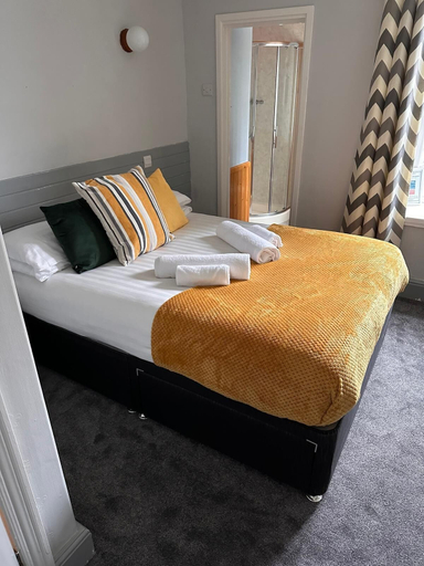 Bedroom 2, gwesTY Guest House, Ceredigion