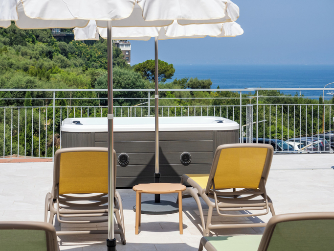 Others 5, Futura Smart Sorrento, Napoli