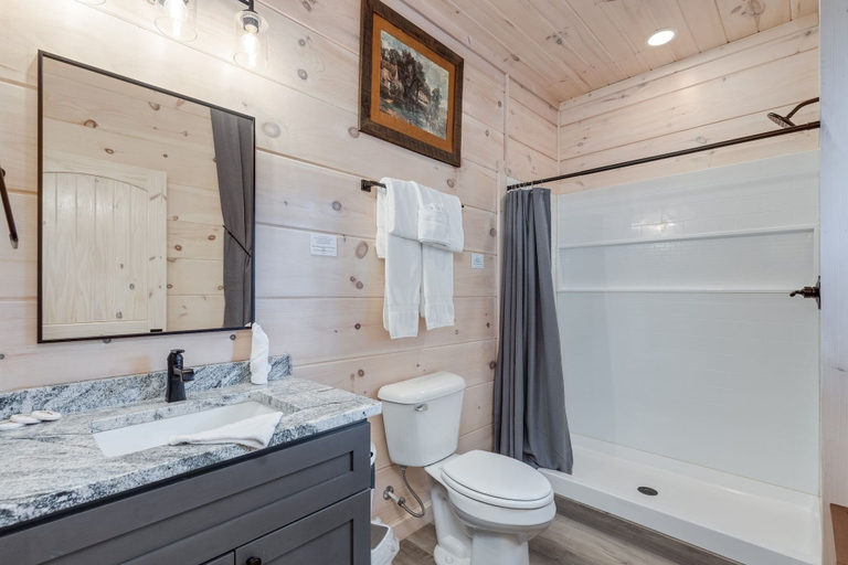 Bathroom 4, Abide 3 Bedroom Cabin by RedAwning, Sevier