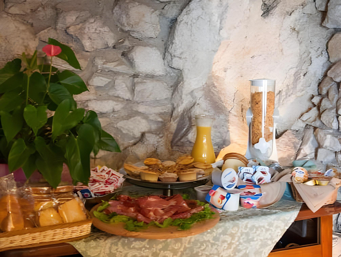 Others 3, Locanda dell'Arcangelo, Latina