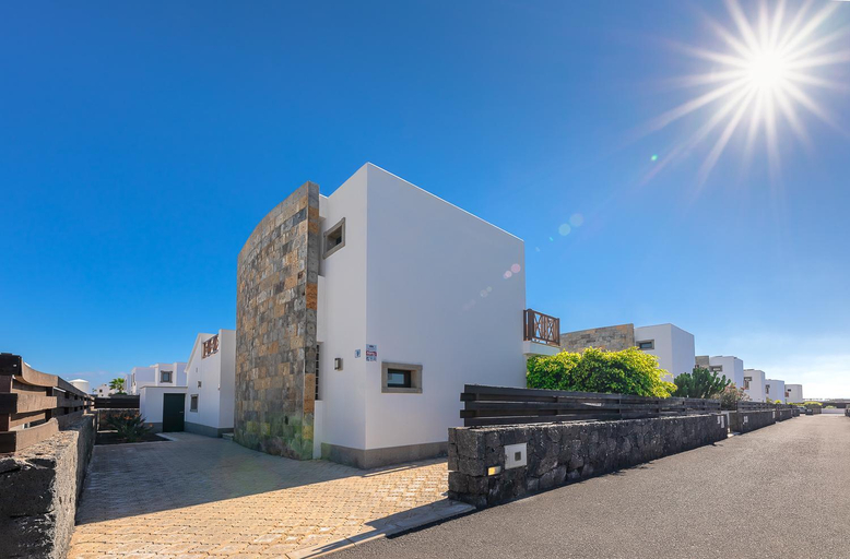 Others 4, Camelot Holiday Homes by LIVVO, Las Palmas